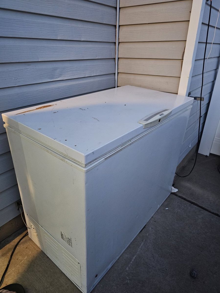 Kenmore  Chest Freezer - White