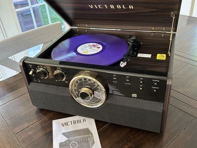 Victrola VT-370B entertainment center
