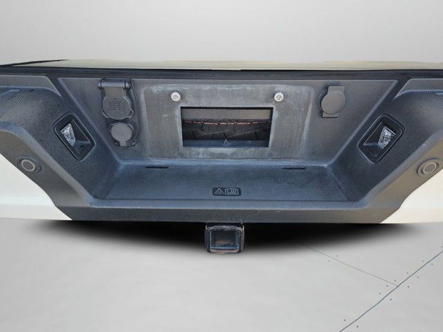 Main image 30