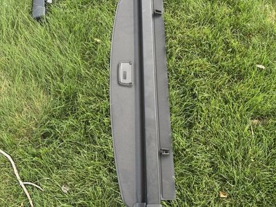 Land Rover Retractable Cargo Cover Security Shade Black Privacy Screen for SUV and an Audi Quattro