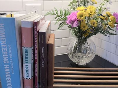Book Shelf - adjustable