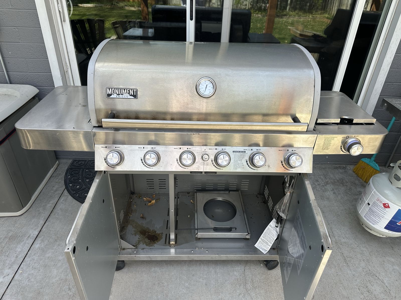 Grill By Monument 6 Burner