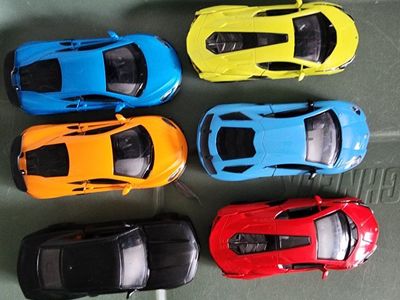 6 Race Cars