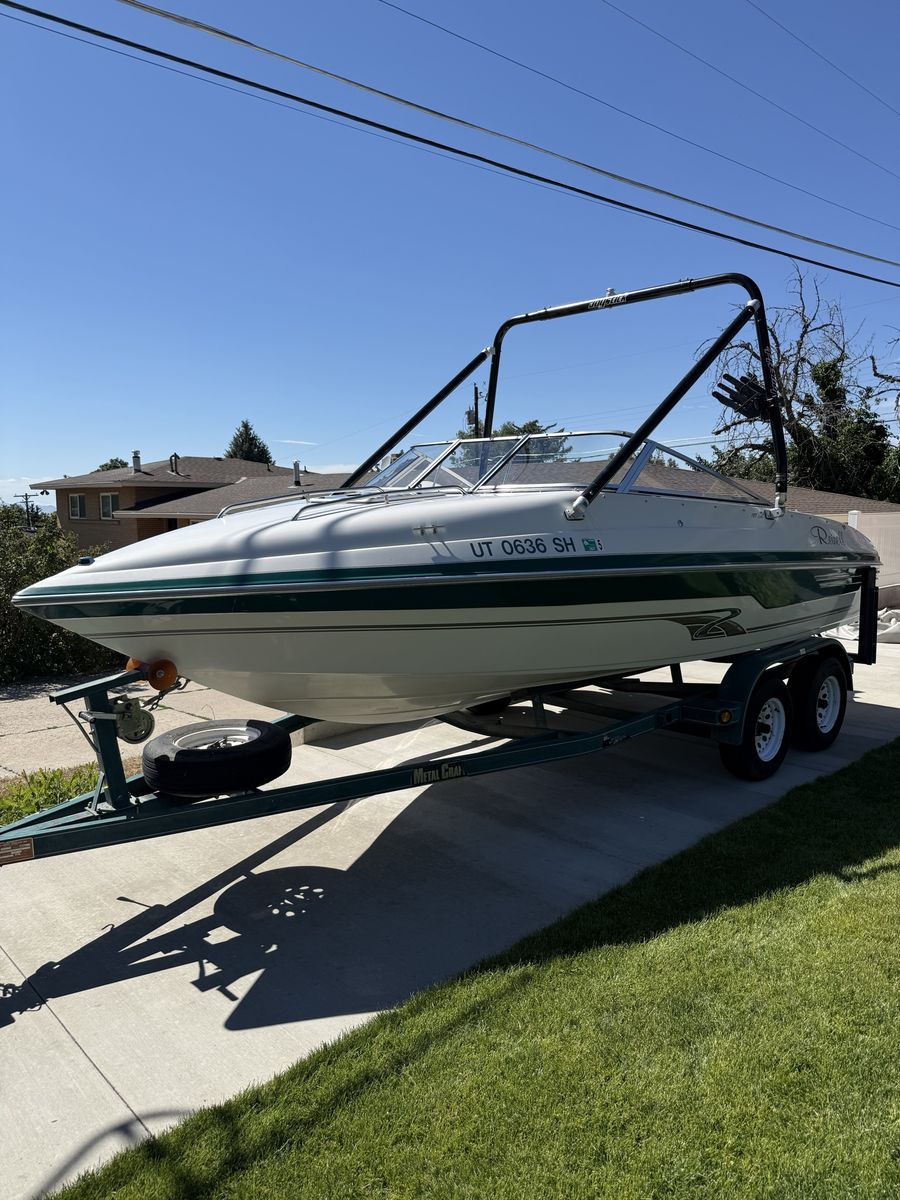 1997 Reinell RXL Ski Boat