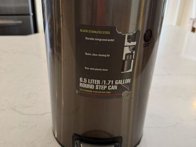 Black Stainless Steel 6.5 Liter / 1.71 Gallon Round Step Can Trash Can