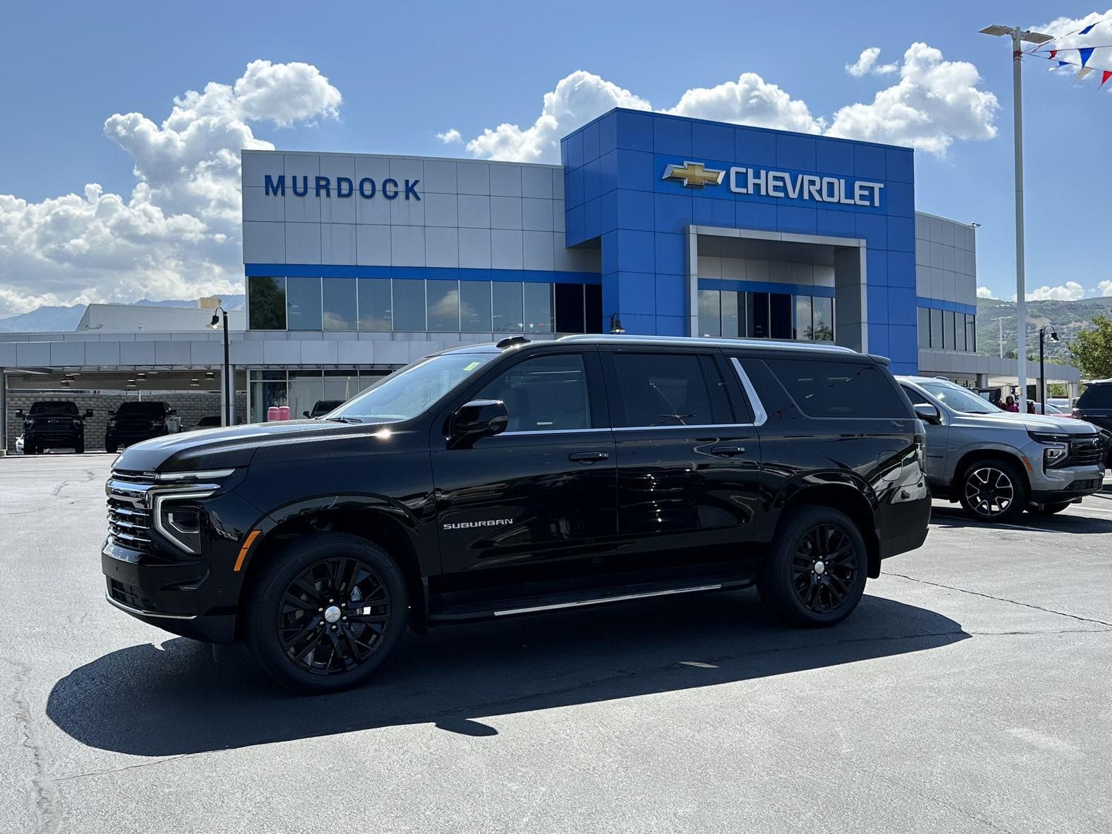 2025 Chevrolet Suburban LT