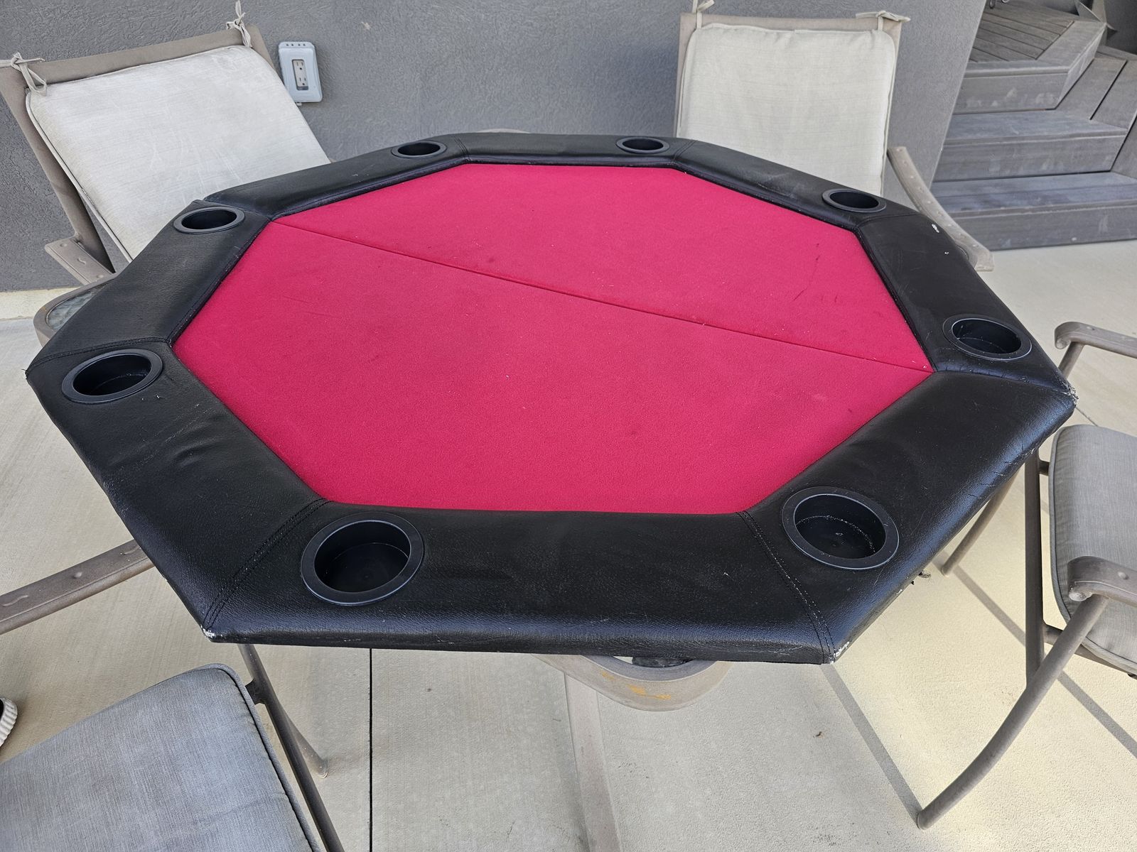 Foldable Poker Table