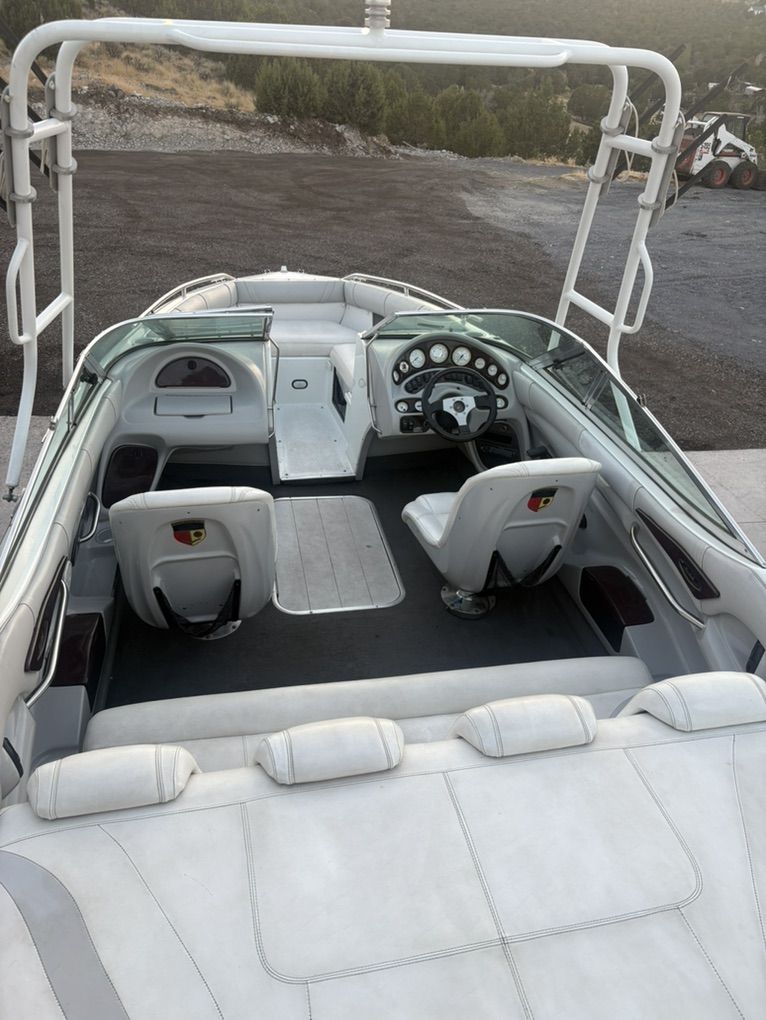 Main image 5