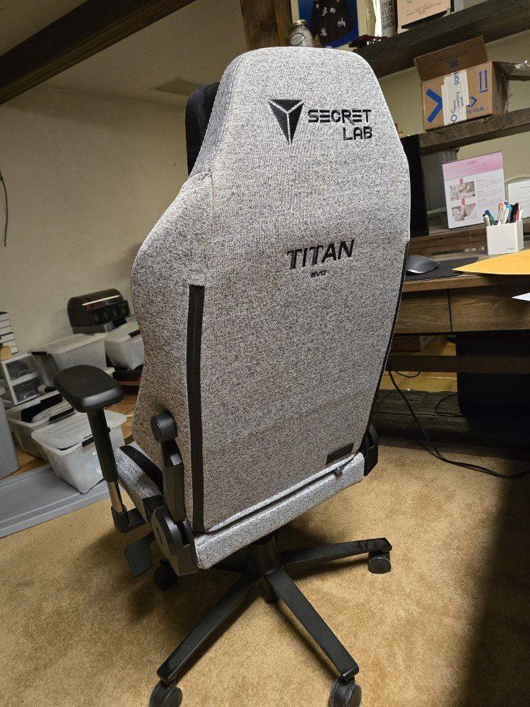 Secret Lab Titan Evo 2022