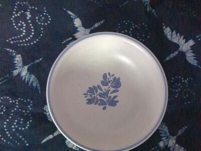 Pfaltzgraff Yorktowne cereal or soup bowl