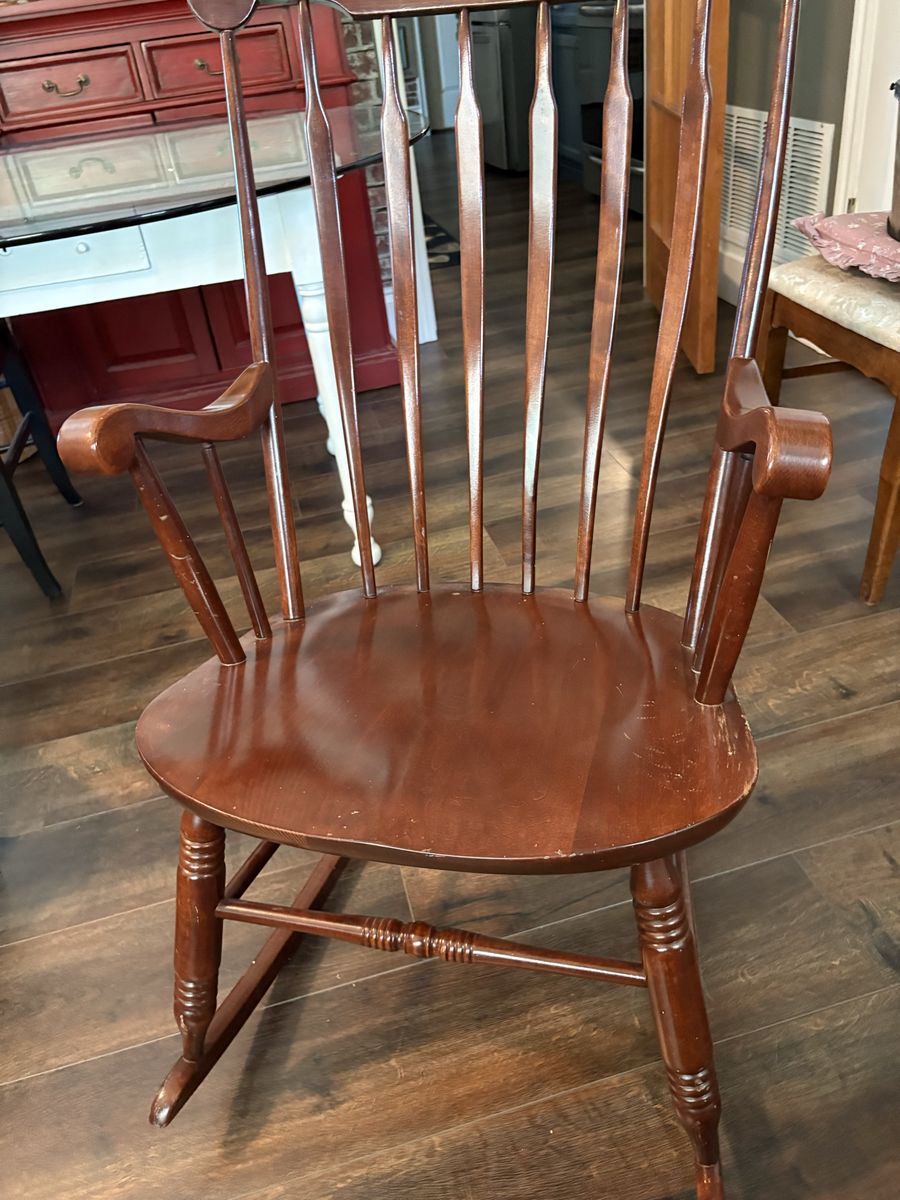 Rocking chair