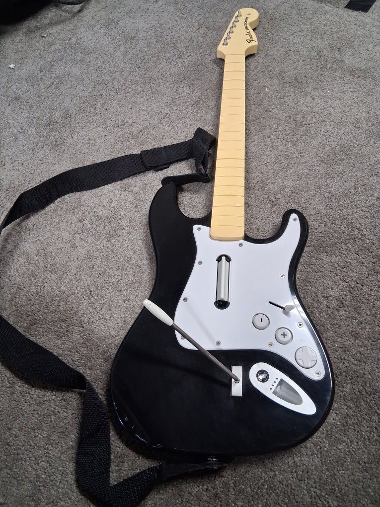 RockBand Wii Harmonix Fender Stratocaster Guitar Good!