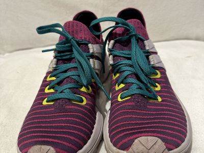 Merrell women’s size 7.5 purple/hot pink trail shoes