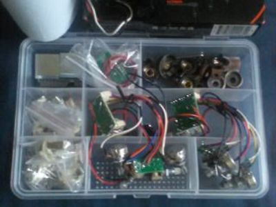 Bass/Guitar Parts Grab Bag, Effects pedals too