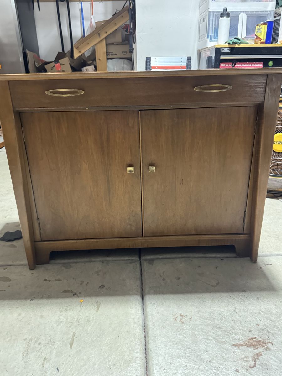 Vintage Saginaw “Expand-O-Matic” Expandable Dining Table Cabinet