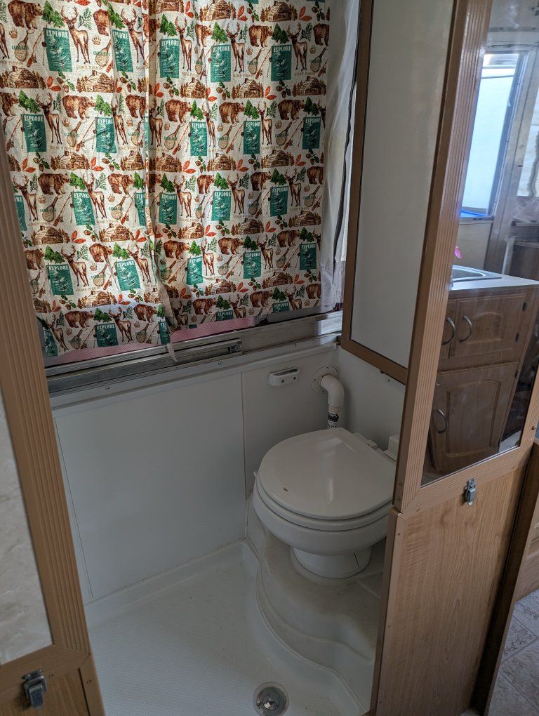 Main image 10