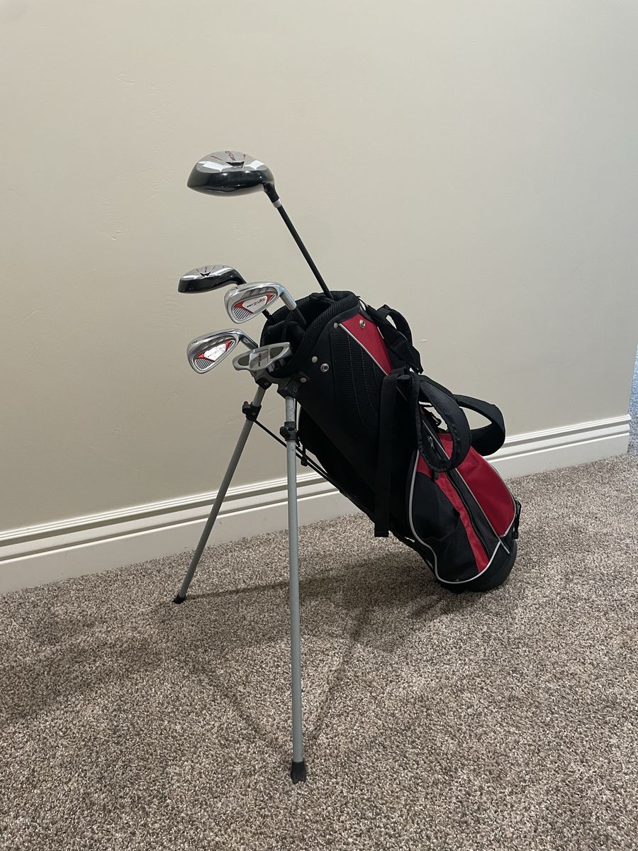 Youth golf set