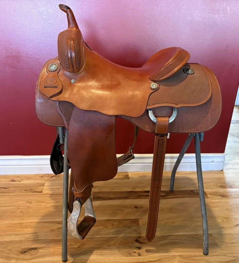 15 inch Paul Turner Cutting Saddle