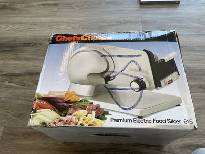 Chef'sChoice 615 Premium Electric Food Slicer - Like New