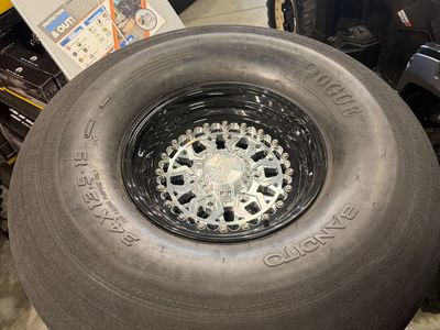 Maverick R Paddles. Packard wheels, 34" Rogue 14 cup paddles