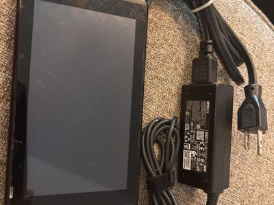 Nice Good Working Nintendo Switch W/cord
