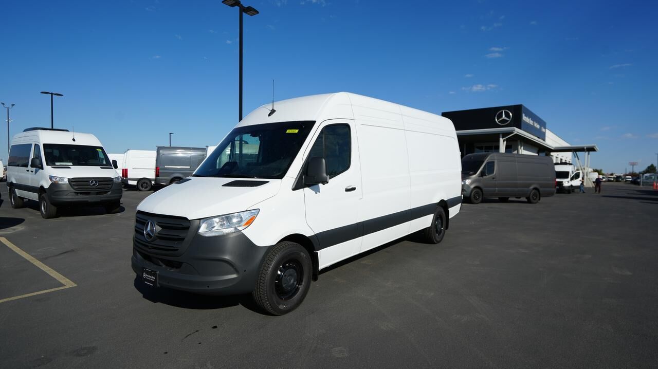 2025 Mercedes-Benz Sprinter 2500
