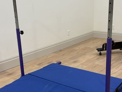 Kids adjustable gymnastic bar
