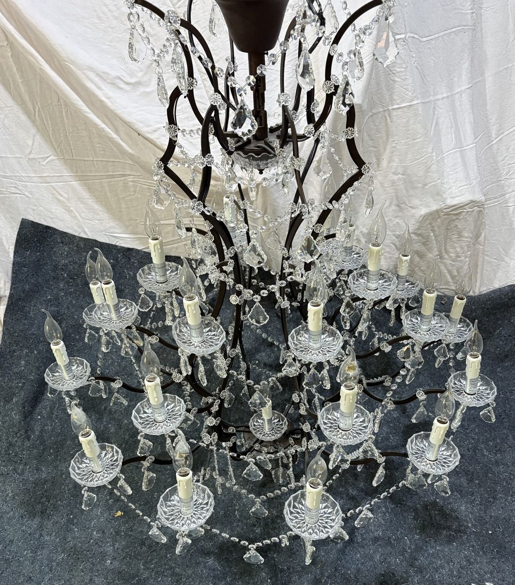 Main image 4