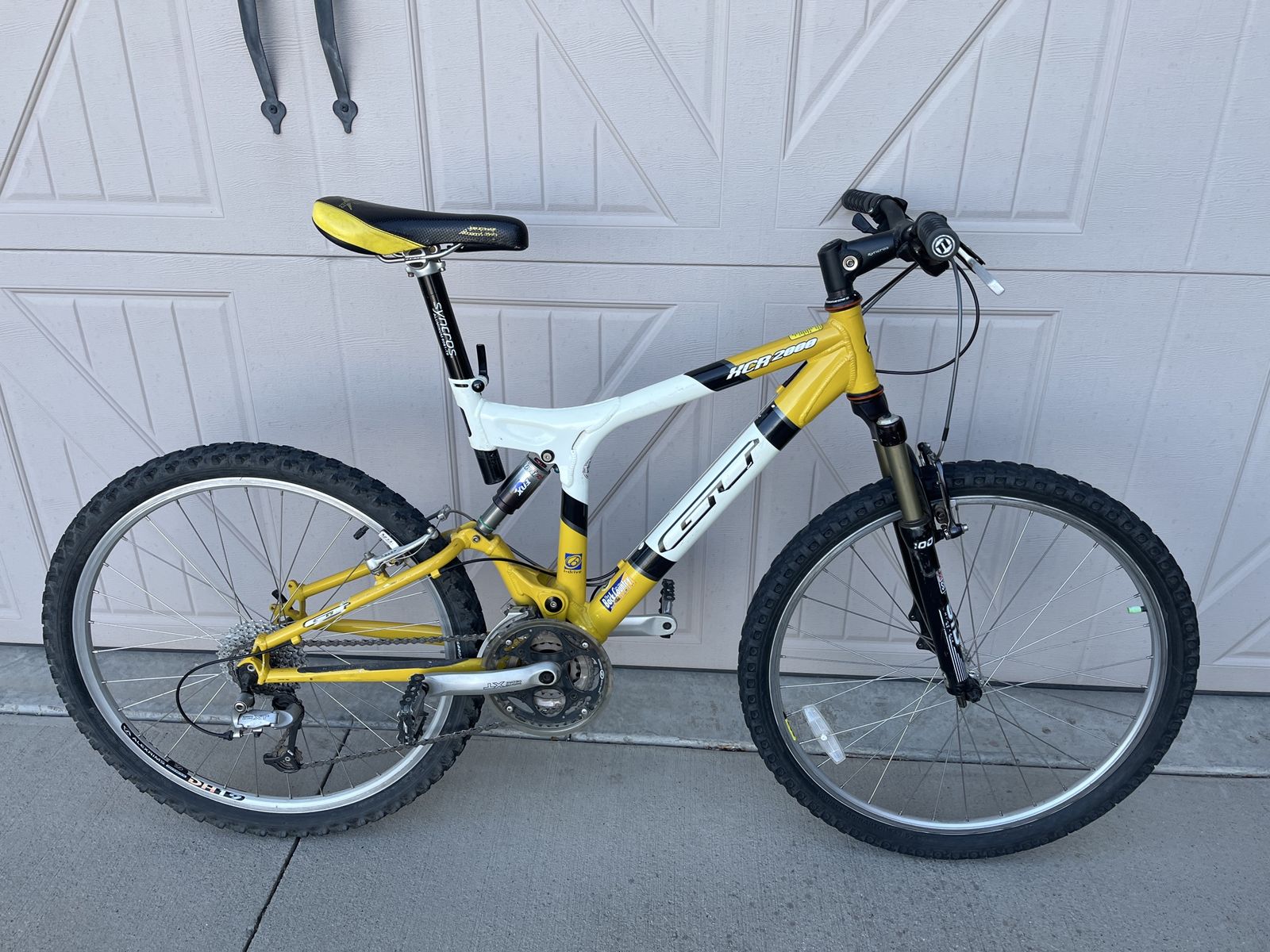 GT XCR2000
