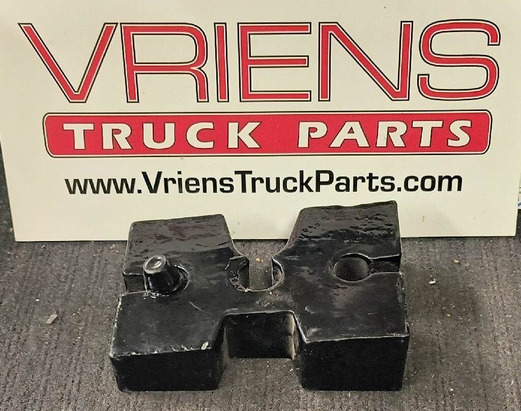 B80-1005-3058 SPACER ASSY-FRONT AXLE
1 7/8"X13/16" BLASTED, ZINC PRIMED, POWDER