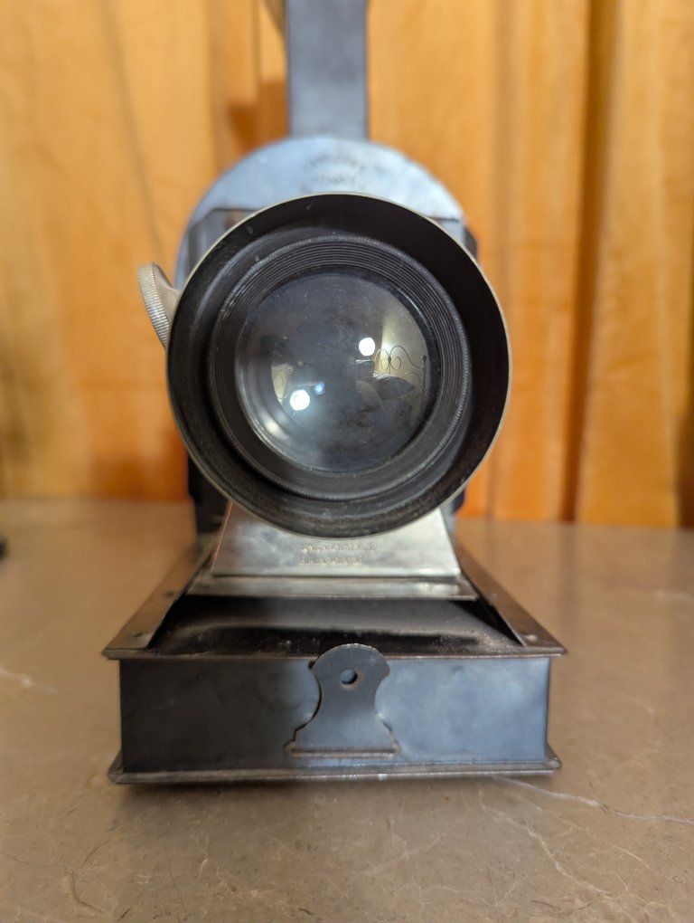 Main image 4