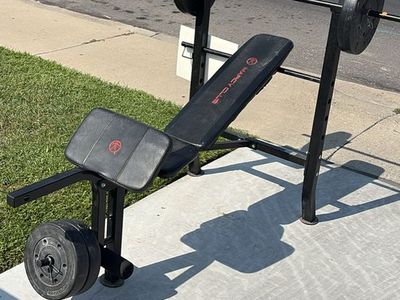 Weight bench /weight plates