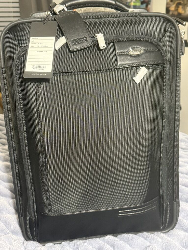 Zero Halliburton Carry-On Luggage