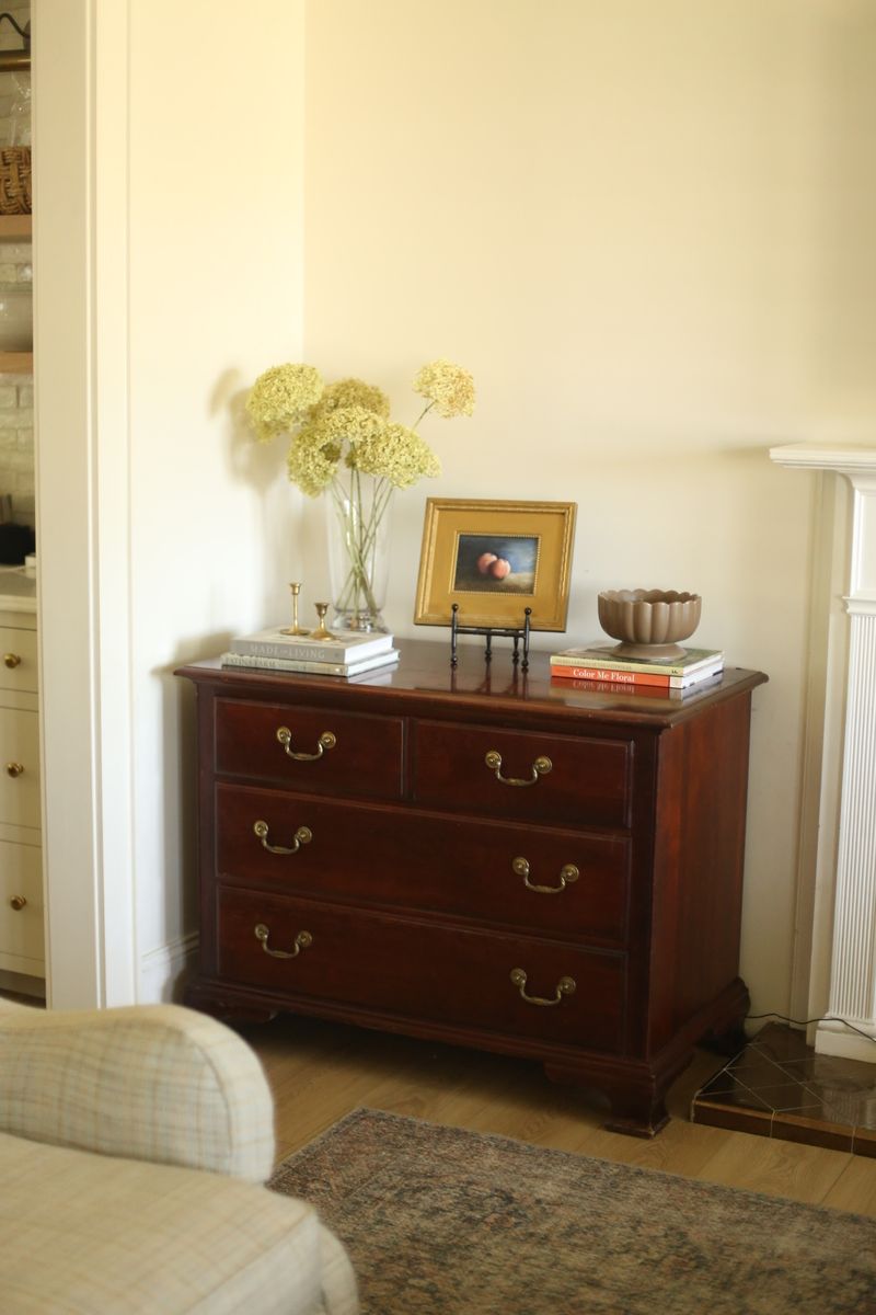 Main image 4