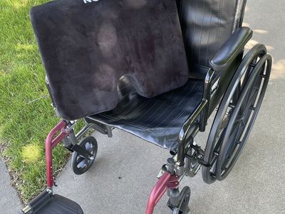 WHEEL CHAIR