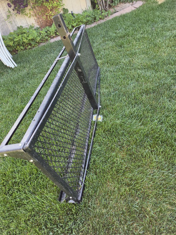 Hitch Cargo Carrier