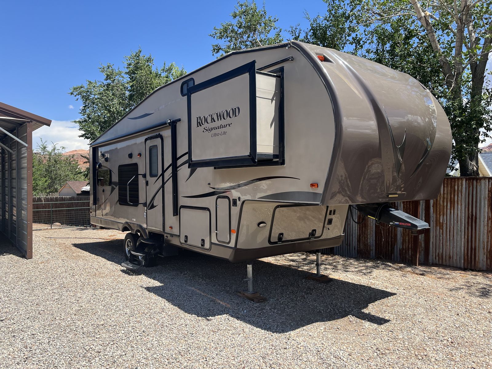 2014 Rockwood Signature Ultra Lite