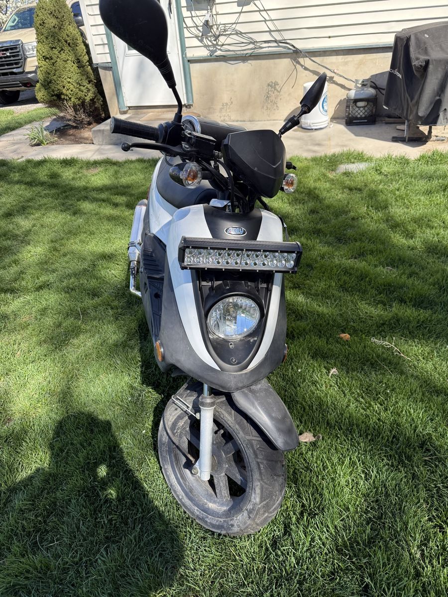2017 49cc Scooter