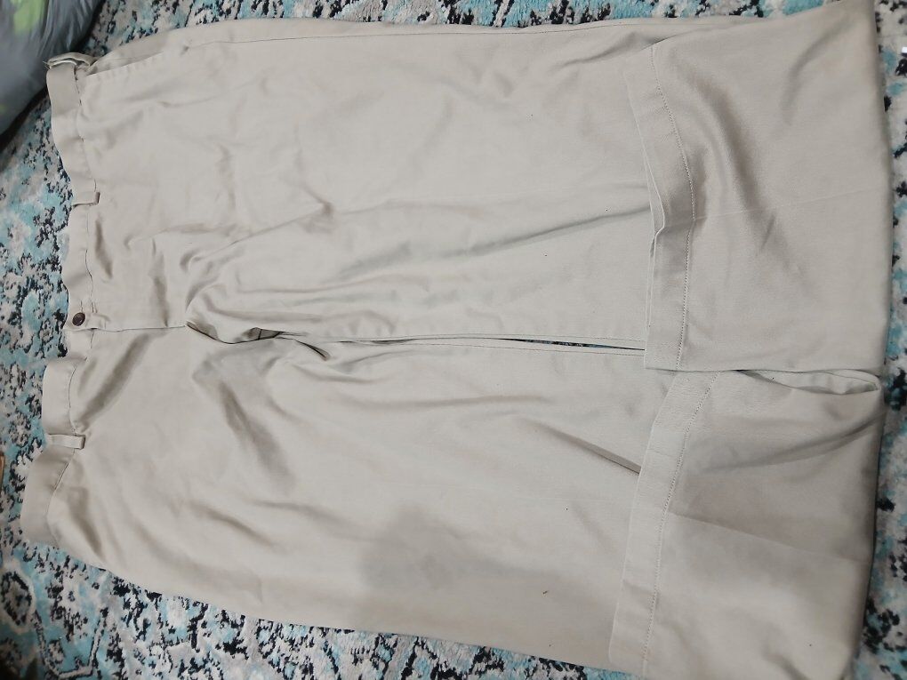 Dockers khaki pants sz 50×32 $ 10 obo