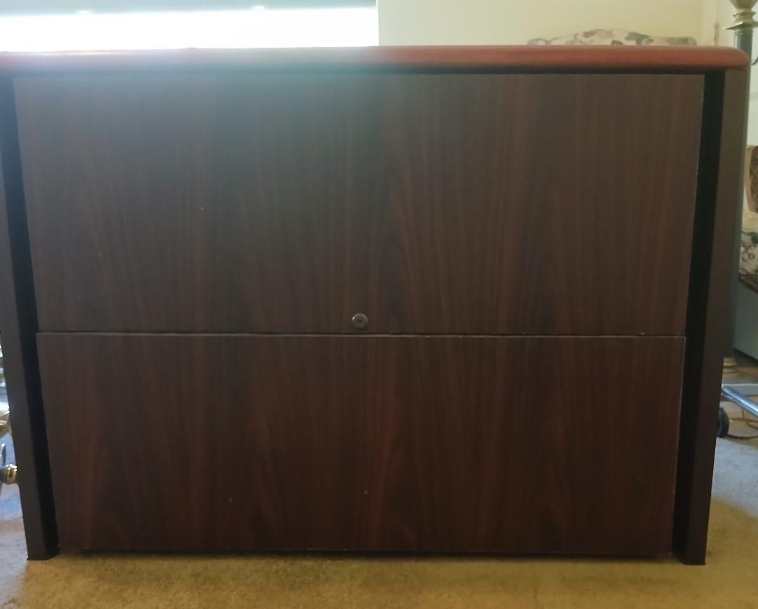 Filing cabinet  2 drawer 40 x 29