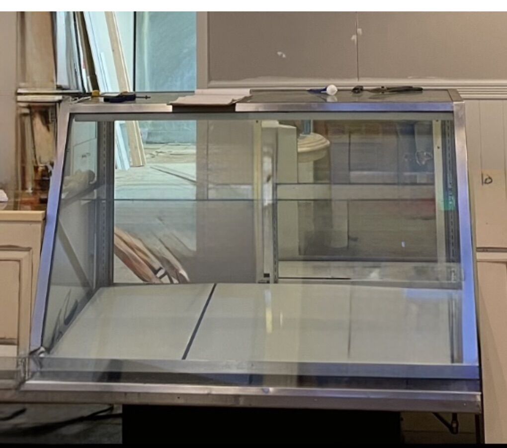 Retro Refrigerated Dessert Display Case