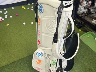 G/FORE White Skull & T's Dayton Carry Stand Golf Bag - Excellent Condition
