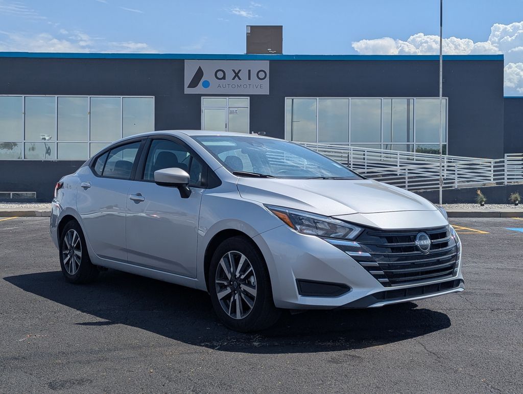 2025 Nissan Versa SV
