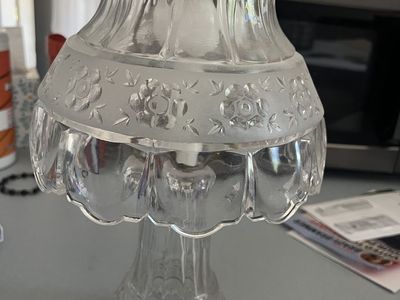 Vintage Etched Glass Boudoir Lamp – Working