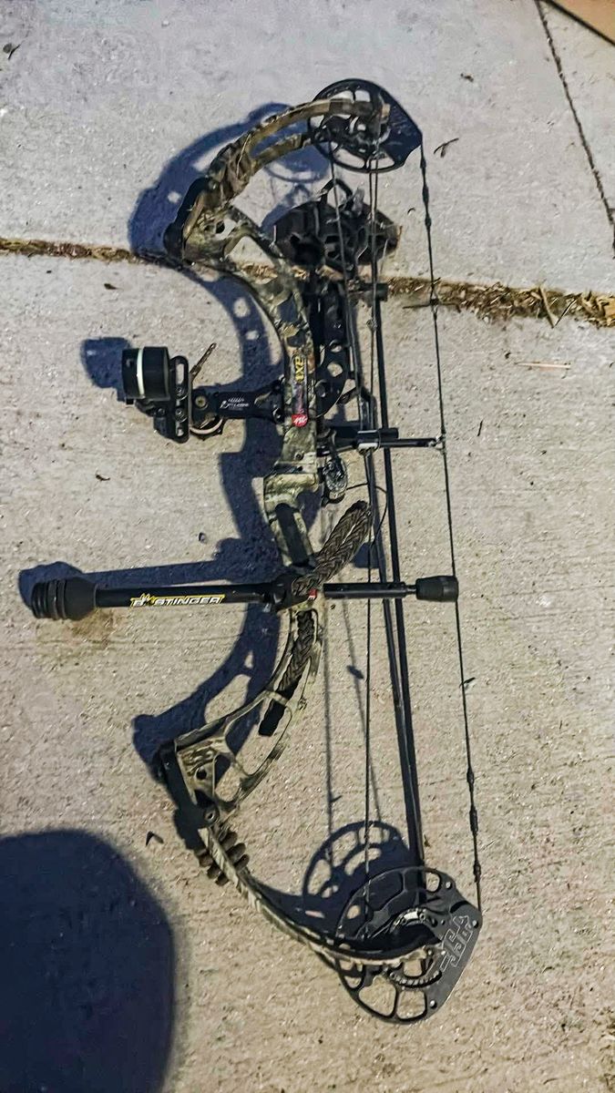 compound bow PSE axe 6