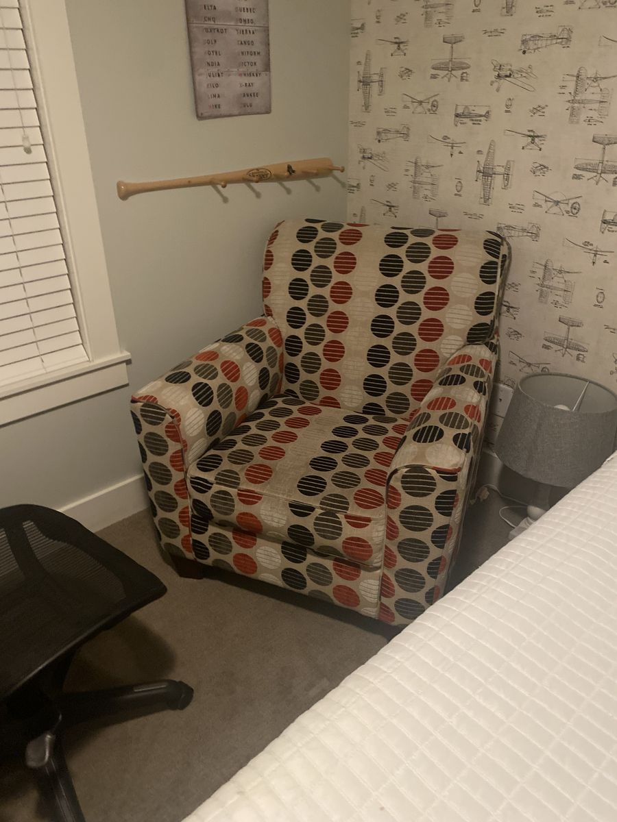 Decorative arm chair