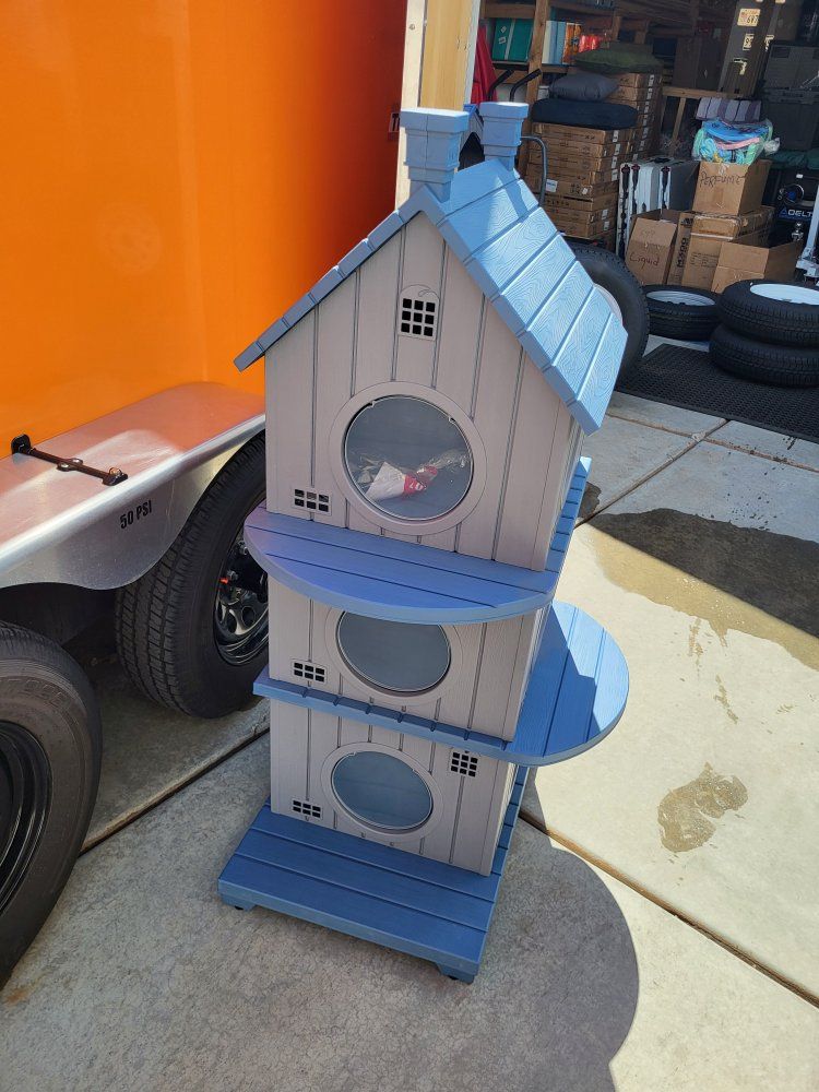 Indoor/Outdoor  Small Pet 3 Story House* Blue/Gray 
Qty-1