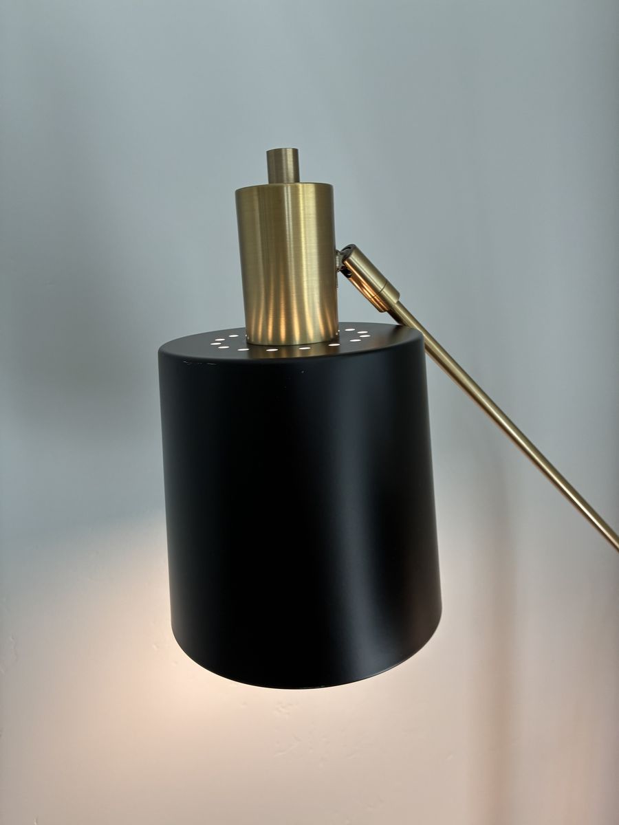 Main image 7
