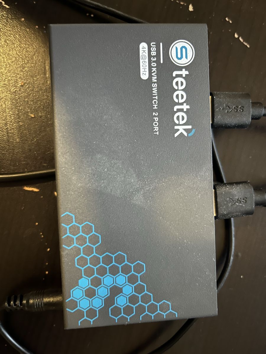 2 Computer KVM Switch