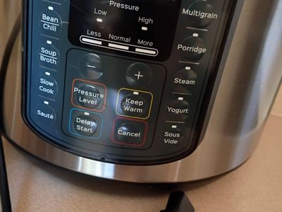 Instant Pot Duo SV Multi-Use Pressure Cooker - Stainless Steel